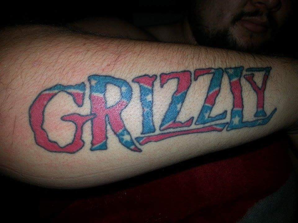 muddinnachevy20's tweet photo. @GrizzlyTobacco1 http://t.co/7lKuwWUwL4
