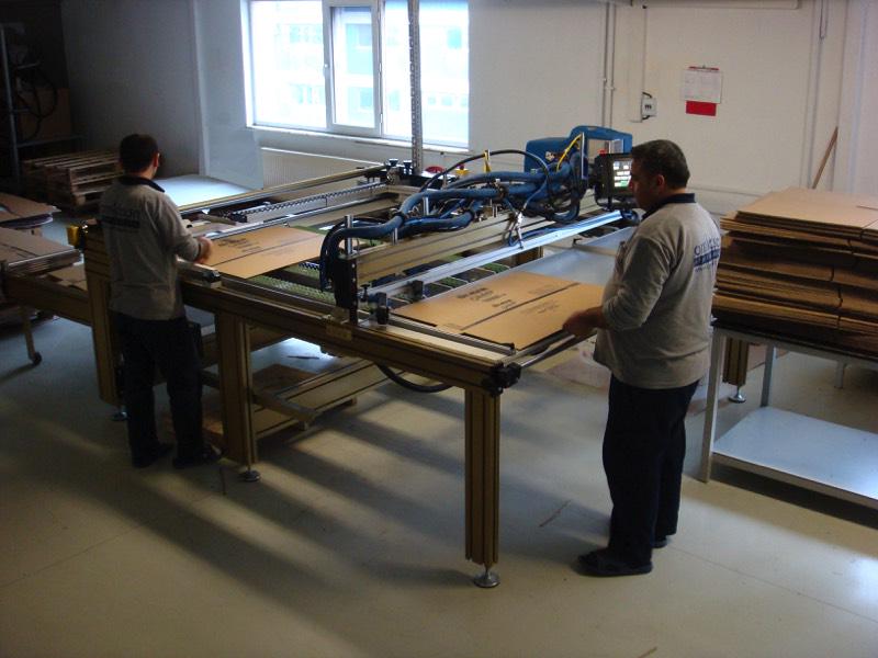 LaminaSystem's tweet photo. Istanbul, Turkey-based Omkasan Printing Packaging took delivery of a WS2000 Workingstation http://t.co/9f4PARrKns