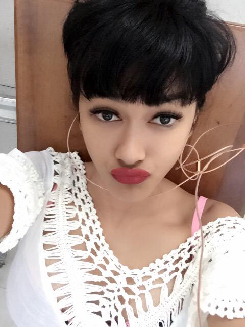 juliaperrez's tweet photo. Lagi nunggu belom buka 😣😣😣😣😣😣😣😣 http://t.co/VHTedZNBRW
