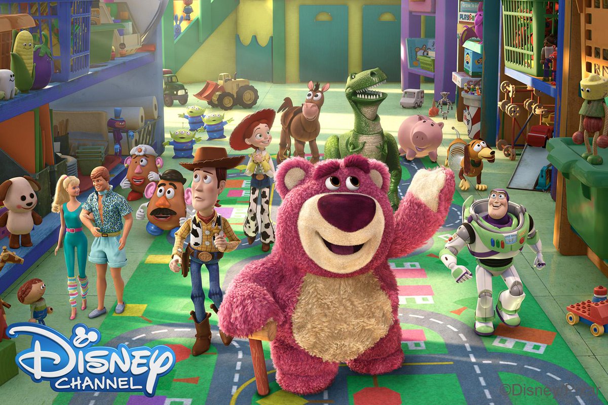 ディズニー チャンネル公式 Sur Twitter 明日２０時 映画 トイ ストーリー 3 をディズニー チャンネルで初放送 17歳 になったアンディは 大学に行くため部屋を空けることに 別れの予感に戸惑うオモチャ仲間 そんなある日 ウッディたちは手違いで 保育園に
