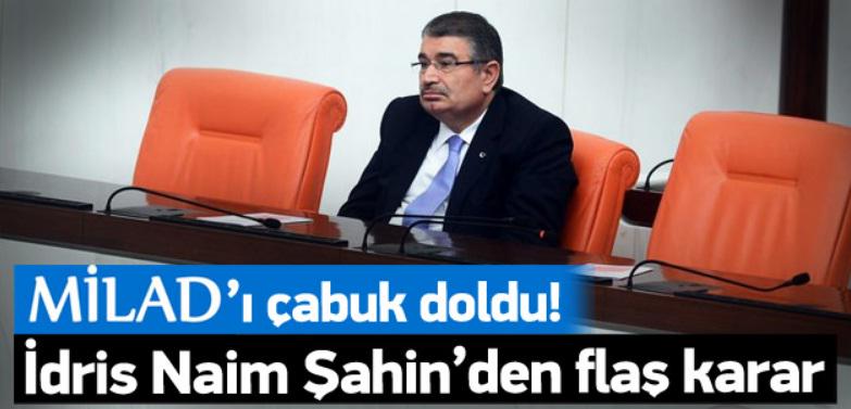 İdris Naim Şahin'den Geri Takla😅

Partisinden İstifa Etti !!!