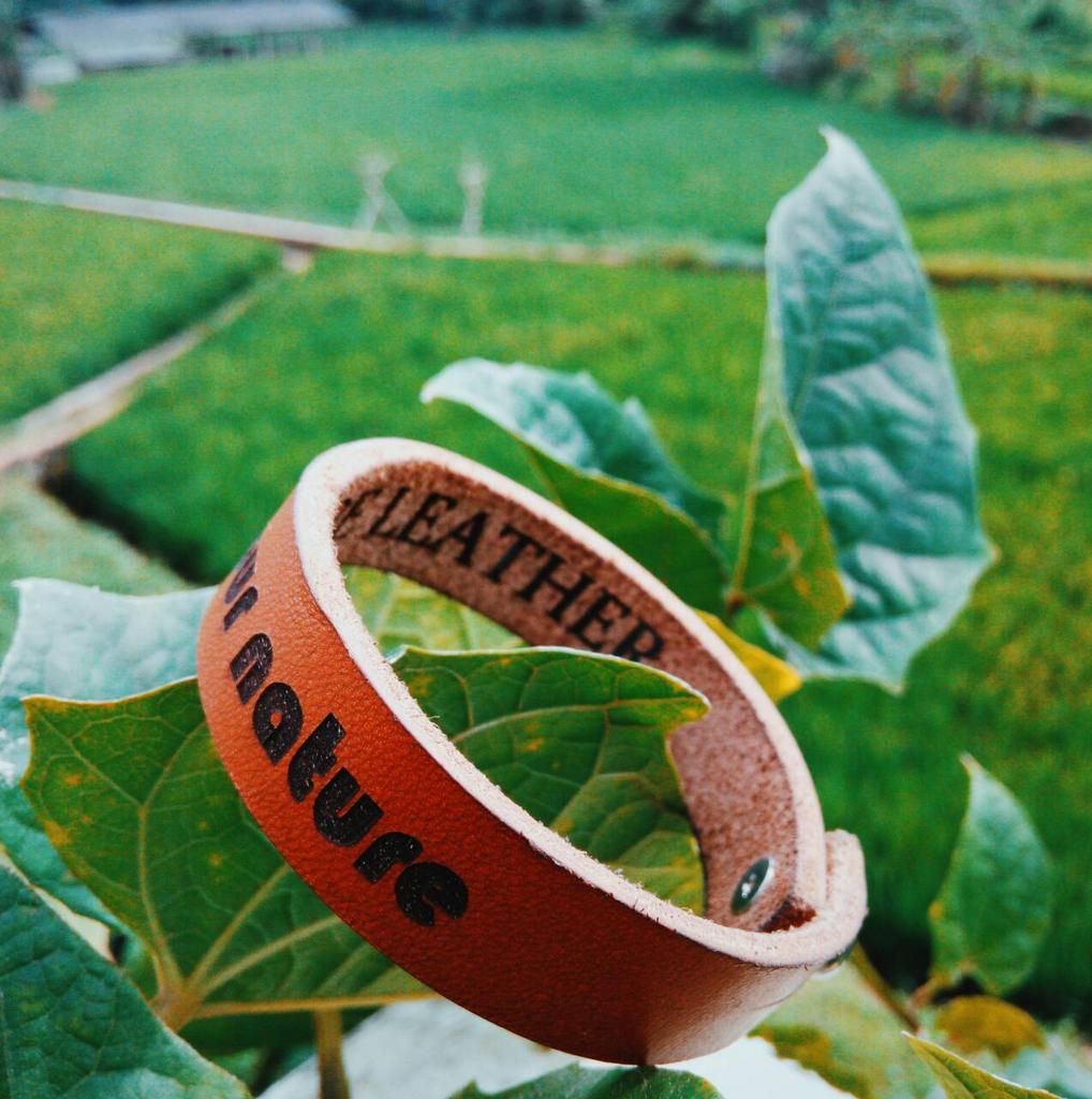 flowerscanaries's tweet photo. Order Original Leather http://t.co/FgkWjEbRWc