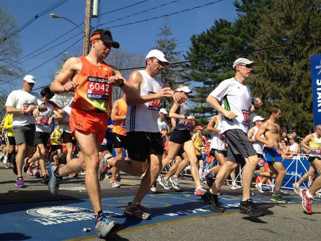 WBZmarathon's tweet photo. Headed to the #BostonMarathon? Road Closure, Parking Bans &amp; MBTA changes to know: http://t.co/F4GoemgbeW http://t.co/RXIkOHLgBL