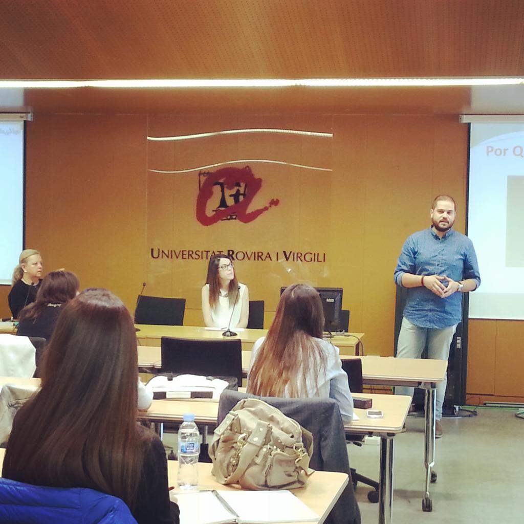 Na <a href="/universitatURV/">Universitat Rovira i Virgili</a> (Tarragona) de cumple e presentado investigacións feitas con colegas da <a href="/UvigoPontevedra/">Campus Pontevedra</a> #airp2015