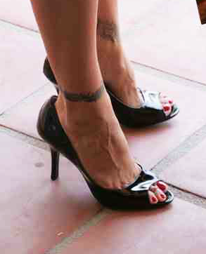 feetzone's tweet photo. http://t.co/E5OeNh1R8p