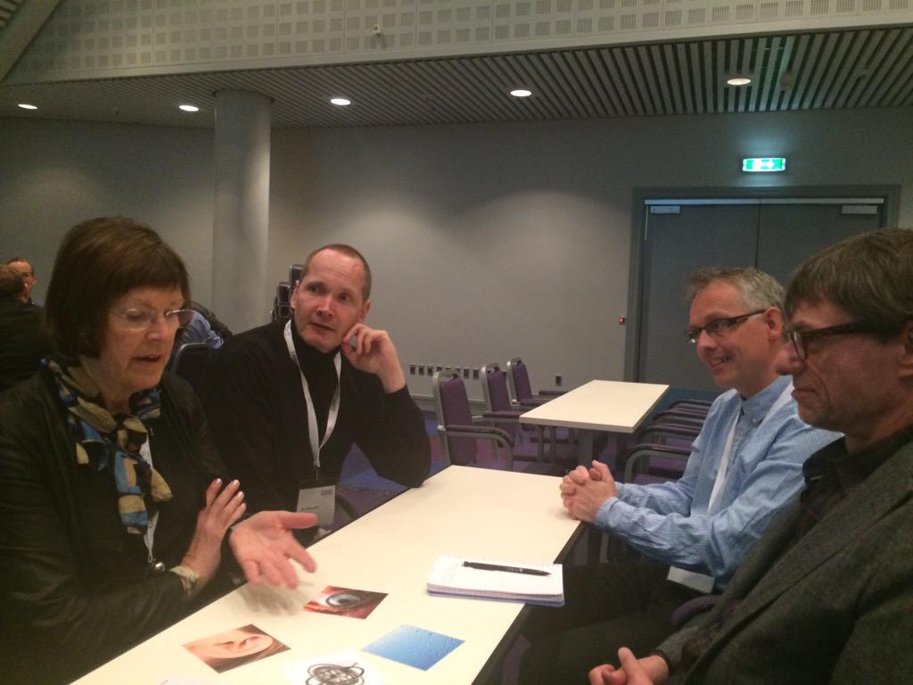 Vellerup's tweet photo. Ide-generering om IoT. Hvad kan man med diverse sensorer #dendigitaleby http://t.co/7FmmuCi9KT