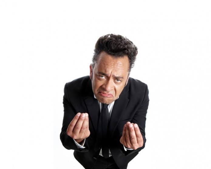 TheCapeRobyn's tweet photo. The fab @capetowncomedy @kurtschoonraad pumping - a jorl. To win tix, see #FreebiesToTT @CapeTimesArts http://t.co/3yf1DfSqOI