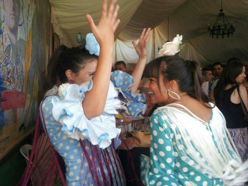 ChiquiANDRADES's tweet photo. @Laurita_JC #momentos #missyou #loveyouforever http://t.co/zNW7uVKHrL