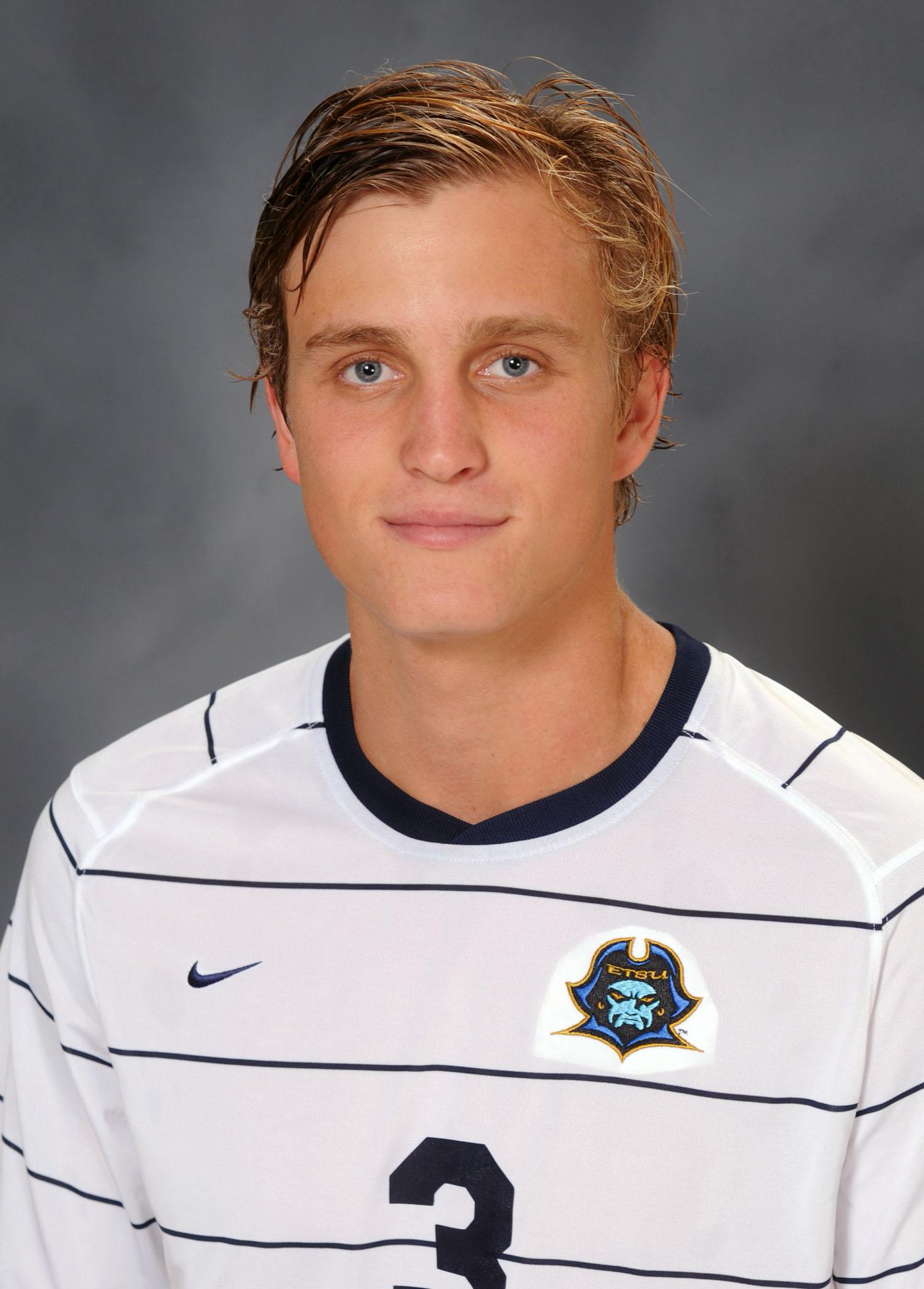 Happy 25th birthday to the one and only Aaron Schoenfeld! Congratulations 