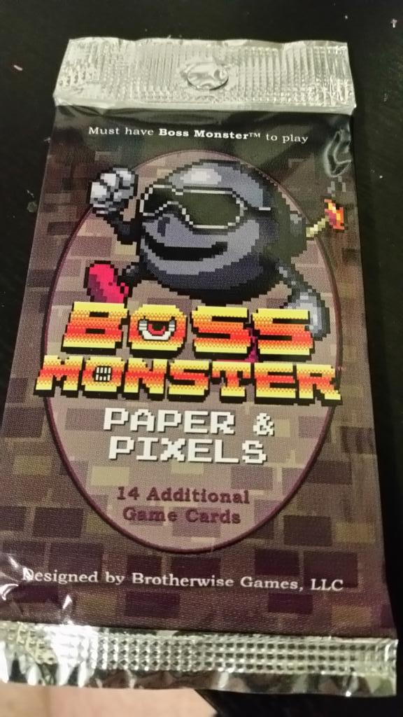GeekShields's tweet image. I'm torn between ripping this open for the cards or just admiring its shiny packaging! Great job @BossMonsterGame