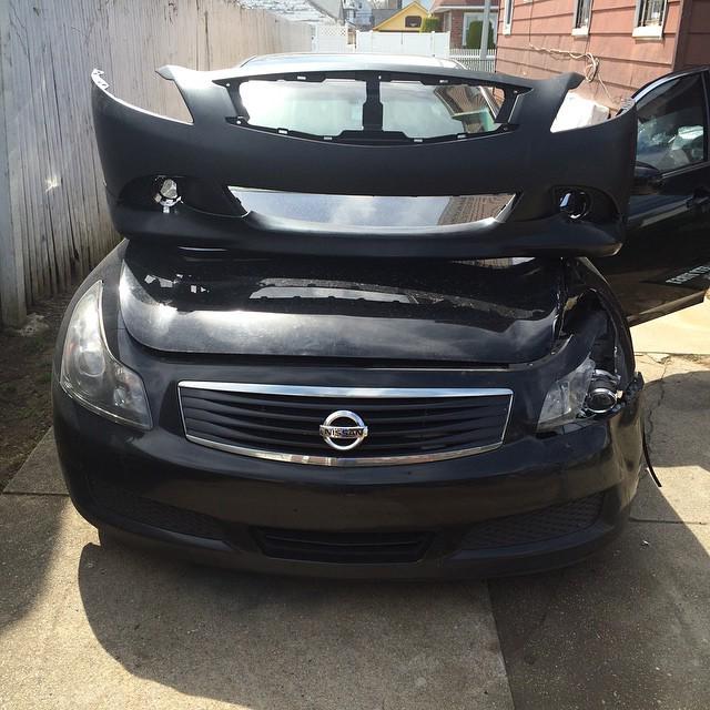 InfinitiAgora's tweet image. New bumper ,grill ,and lip made it here !coming along slowly #thereturnoflupita #frontendswap #infiniti #nissan #q4…