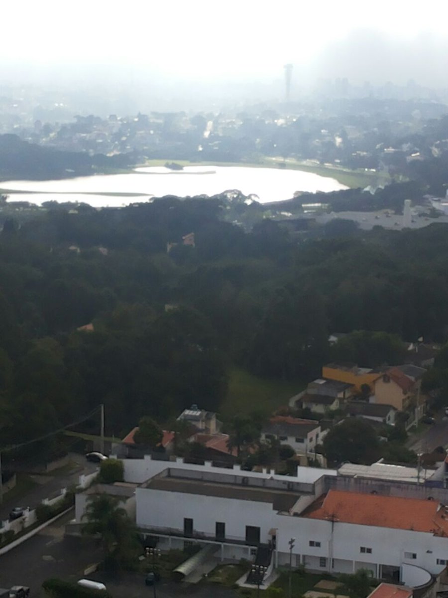 puumav's tweet photo. Nada melhor do que acordar e ter a vista do #Barigui http://t.co/NCNMEI79ep