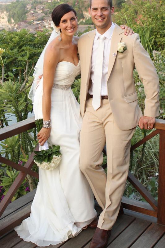 fmawd's tweet photo. Beautiful dress for sale on the APP http://t.co/fFFmE4ld3I