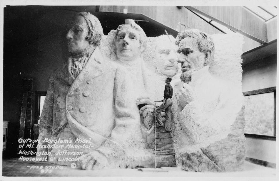HistoryInPics's tweet photo. This is the original prototype of Mt. Rushmore in 1941 before funding ran out. http://t.co/R1JXf8LzYz