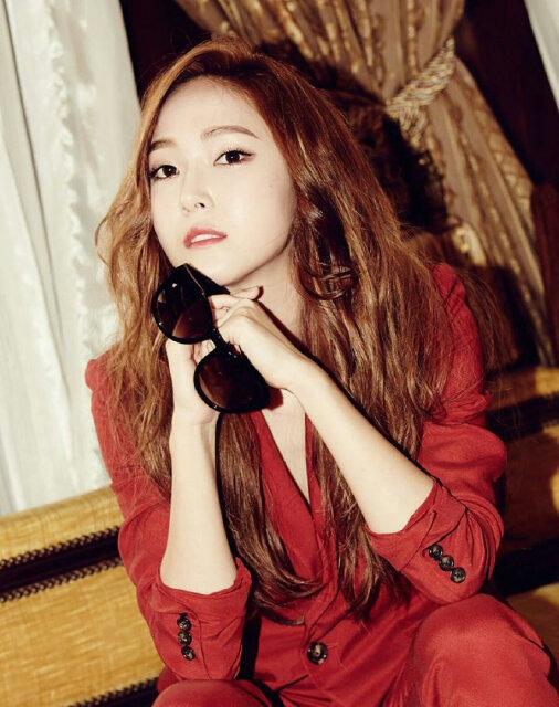 Happy Birthday to Jessica Jung rl maupun rp yo.. GBU 