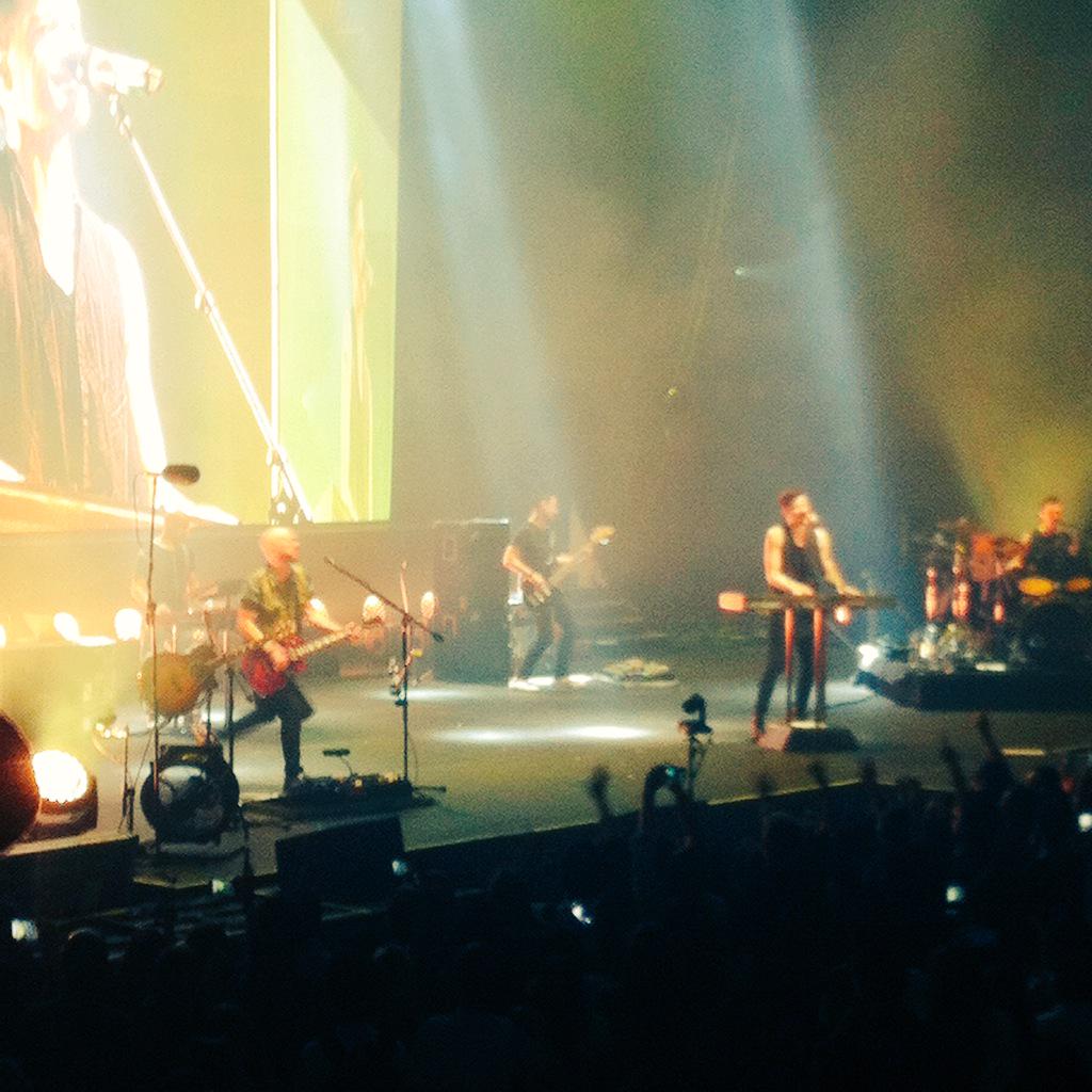 1nTAEHYUNGly's tweet image. @thescript YOU GUYS WERE AWESOME! #TheScriptLiveinManila #TheScriptMNL2015