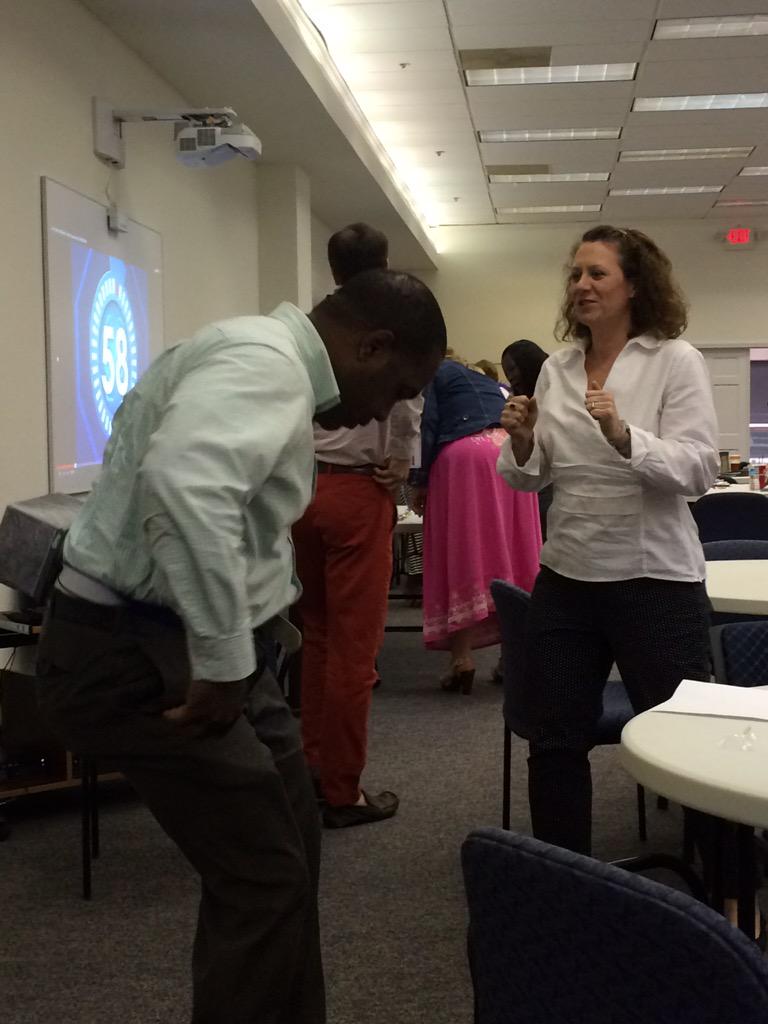stone_teri's tweet photo. Gettin' down as a leader! #r2leadup http://t.co/yAf76AkVwK