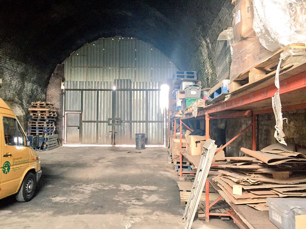 SecretCity__'s tweet photo. The illegal raves of the 90's are back. 

1/5/15 #SecretLocation #AllBlack #house #Techno http://t.co/AEUv9Wqa43