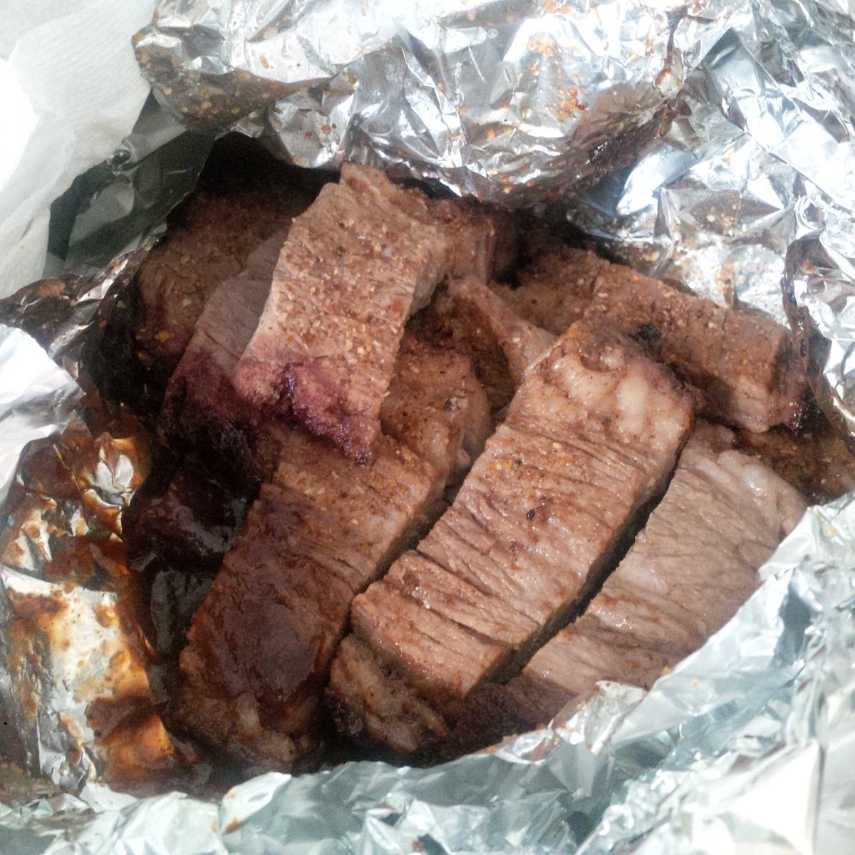 petedalliday's tweet photo. Thanks @golfingchef22 for the #Fresh brisket. #KennerCooks #FreshChef #KingStMarket http://t.co/CujORjBaro