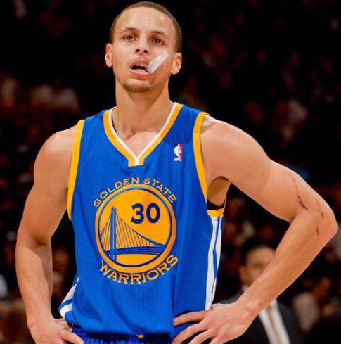 CauseWereGuys's tweet photo. #BroDiscussion 
WHO IS NBA MVP

RT for Curry
FAV for Harden http://t.co/dMcobqVJ6i