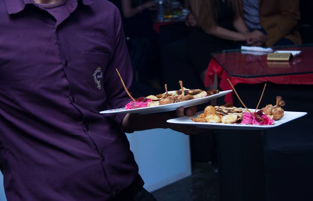 CavalliniCairo's tweet photo. Work hard, play hard. Corporate lunch offer everyday from 12 to 6 pm. #CorporateLunch http://t.co/MnN8t0Uc5C
