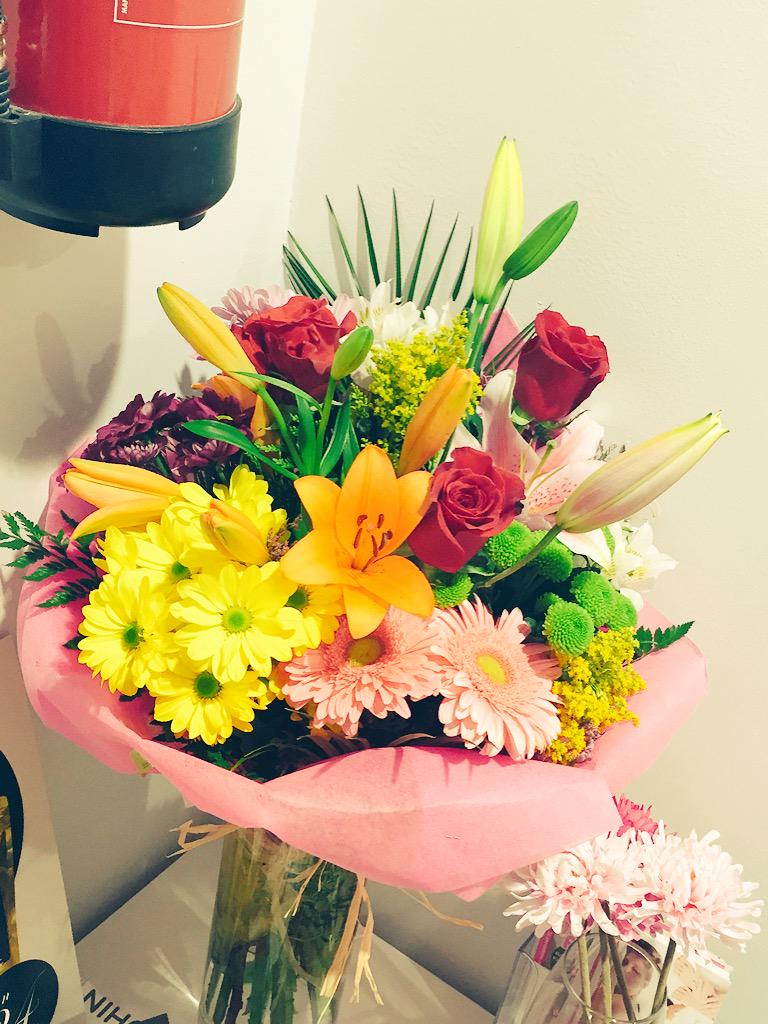 Temimamos's tweet photo. Regalos que te alegran el día!!! Gracias 😚😚😘😘 http://t.co/OCZm6FKwct