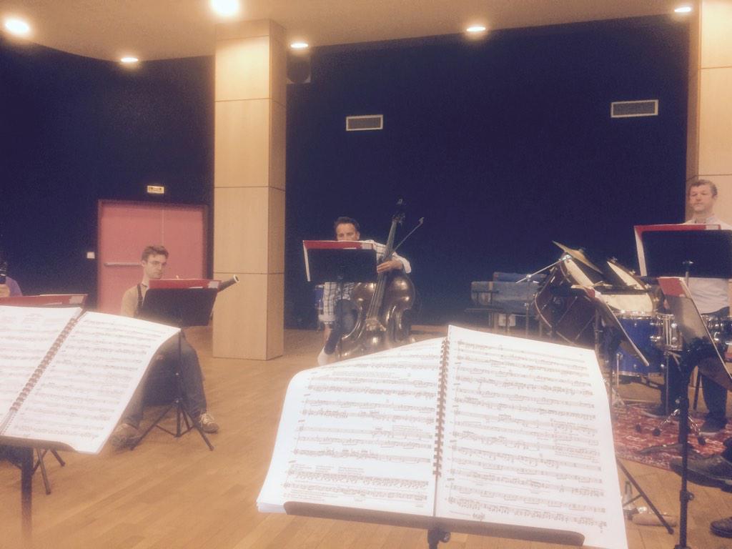 MSpinosiOff's tweet photo. L'histoire du soldat !!! @EnsembleMatheus #repetitions http://t.co/uOpLPw5YRl