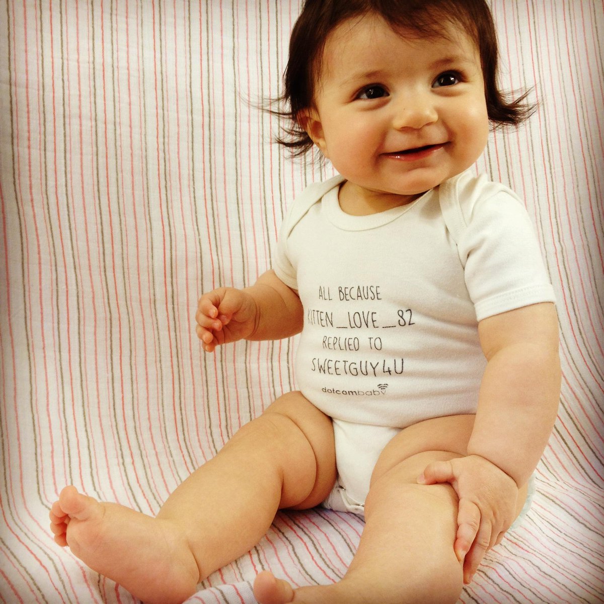 dotcom_baby's tweet image. All because Kitten_Love_82 replied to SweetGuy4U -Thanks to #onlinedating for this modern miracle! @Match @match_UK