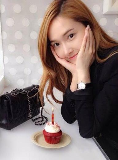 Happy Birthday my princess Jessica Jung please be healthy and be happy! I love you so much 