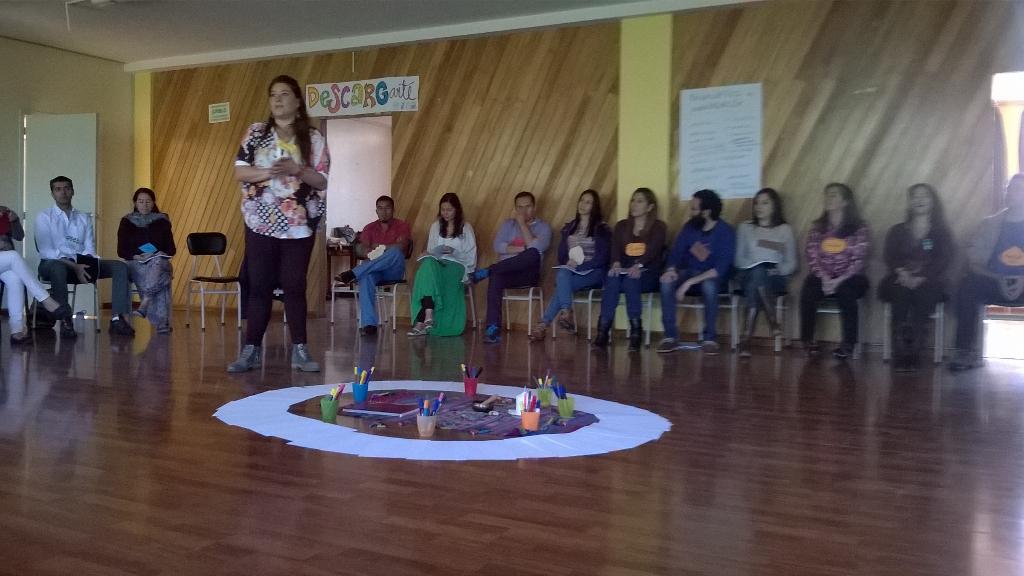 Empezó dia 2 #aohquito con tiempos de silencio, teoría u y espacio abierto. <a href="/AofHostingQuito/">Art Of Hosting Quito</a>