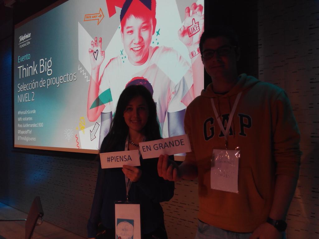 AlexSax92's tweet photo. Pensar en grande @EspacioFTef @thinkbigjovenes @JobFie  #PIENSAENGRANDE http://t.co/fMHZEVe9Q0