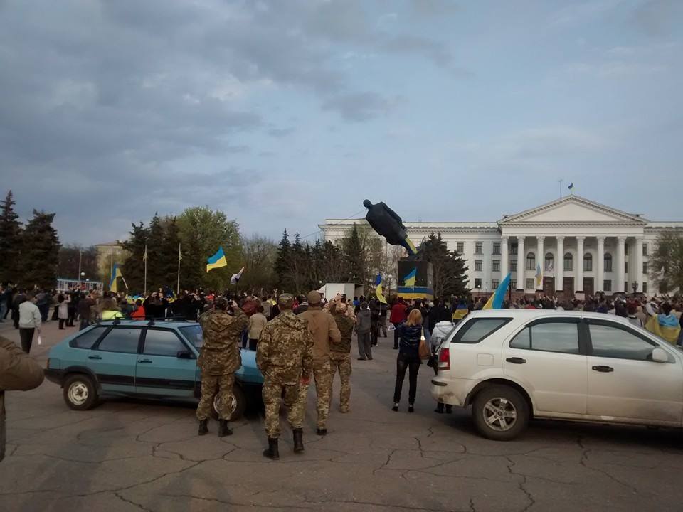 Прямая ссылка на встроенное изображение