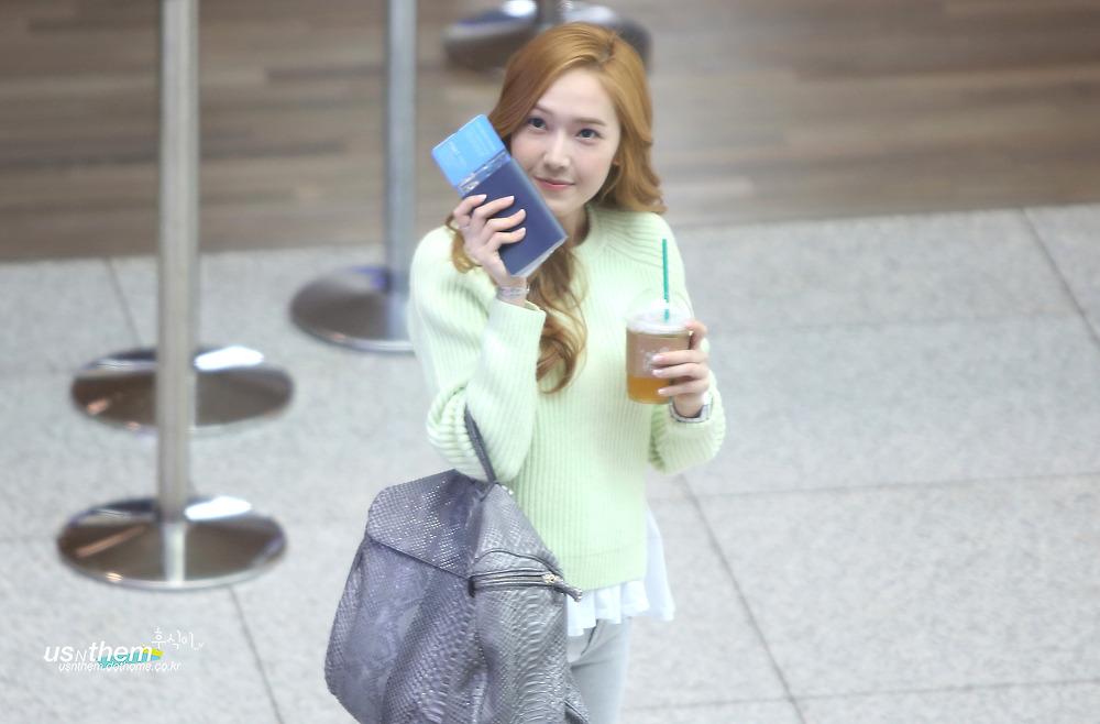venusjessi's tweet photo. #HappyJessDay #AlwaysWithJessicaJung Follow your heart and got your back always ^^ http://t.co/K4eBwntvB6