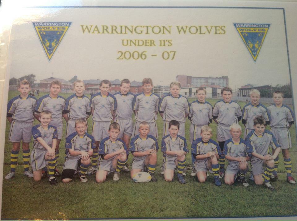 _samuelroberts_'s tweet photo. Good luck @mattflem1 on tonight's game! This ones for the Saints fans out there 😉🏉 #middleleft #rememberyourroots http://t.co/1eQvEX9XXk