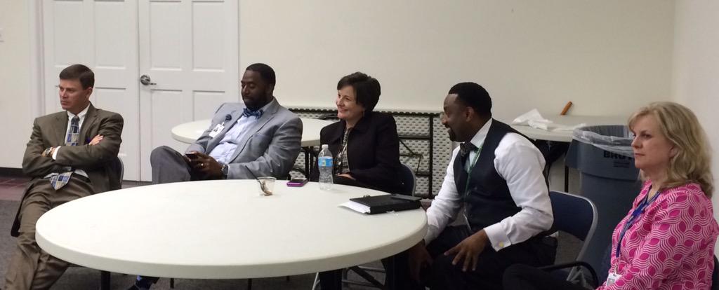 stone_teri's tweet photo. Grateful for all leaders in our district and their support. #r2leadup http://t.co/cqX32wqUGT