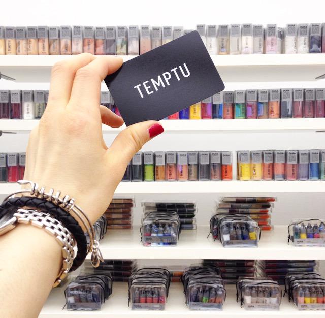 TEMPTUPRO's tweet photo. RT to WIN #GIVEAWAY: What would you get with a $50 PRO GIFT CARD? > http://t.co/GhBQyUgC20 http://t.co/ZDjYFUsiGk