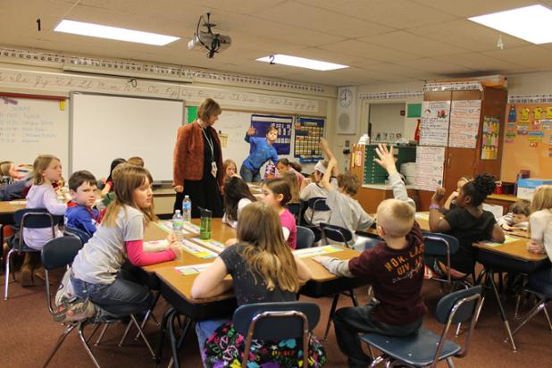 FarnumLTD's tweet photo. 7 new schools are coming to Alberta! Great news for both families &amp; the #construction industry http://t.co/INTAHfoBTd http://t.co/mV1Ch7KkHh