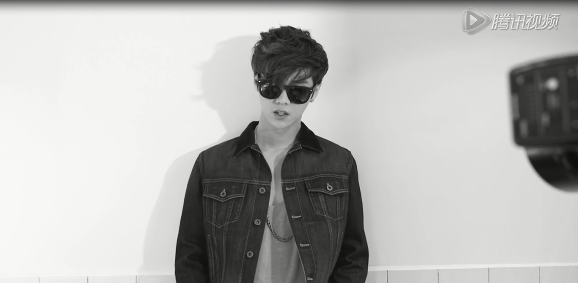 Bank_size56's tweet photo. [CAP] #Luhan - GQ Style 2015 S/S 4 http://t.co/K5MfHS9PCk