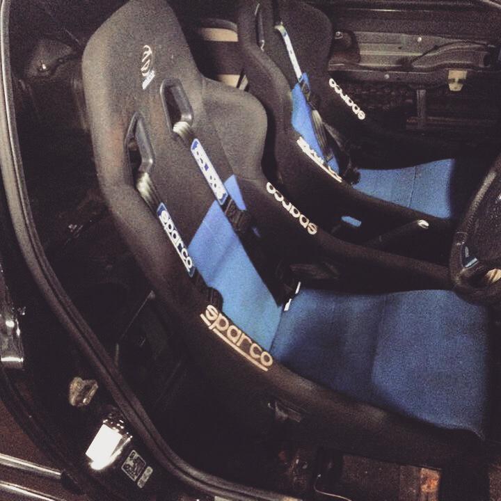 RobbieSM110's tweet photo. New track car 🚗👌#clio #182 http://t.co/SHY2NMle8q