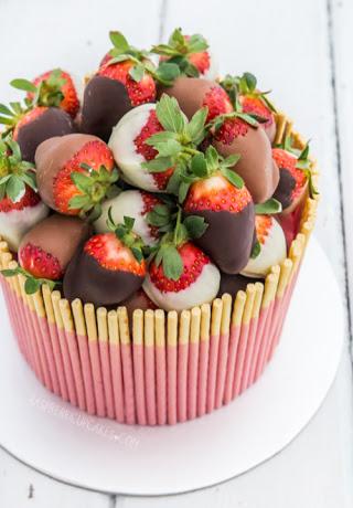 Ser3n3_DH's tweet image. I wanna eat chocolate covered strawberries with @Raven_Secret 😆🍫🍓💝