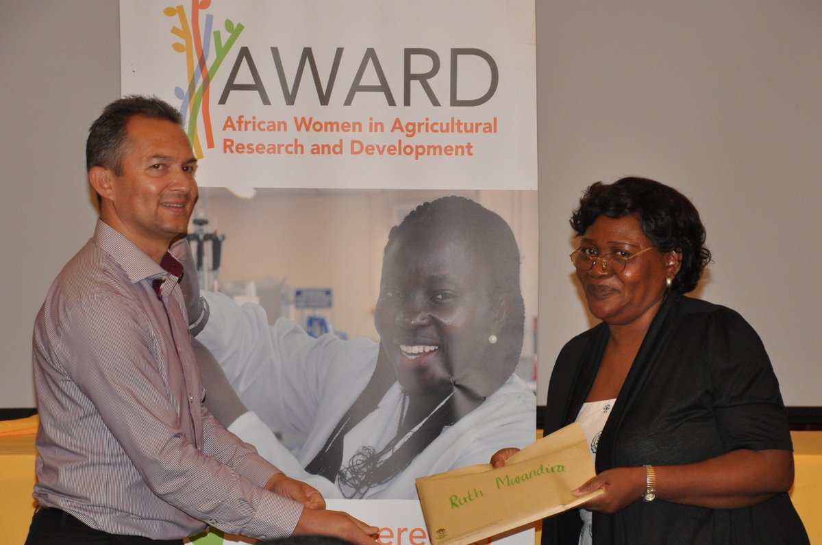 AWARDFellowship's tweet image. @RaymondBrandes with Dr Ruth Mwandira  #2015RegionalForum  #sharingprogress #reportingimpact @wanjirukr @NiWARDN