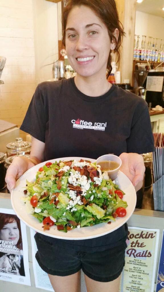 CoffeeRani's tweet photo. Oven roasted turkey chopped salad with tomatoes, Blu chz, bacon, avocado with house vinaigrette. http://t.co/yJ4OT0aq2B