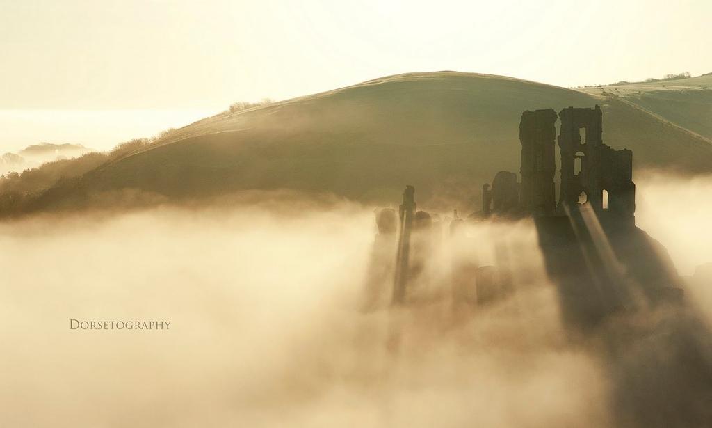 DorsetCouncilUK's tweet photo. Magical Corfe Castle shrouded by fog- this weeks #FridayFlickr photo by Dorsetography #Dorset http://t.co/7HKYBdUx8A http://t.co/VouoPHWipB