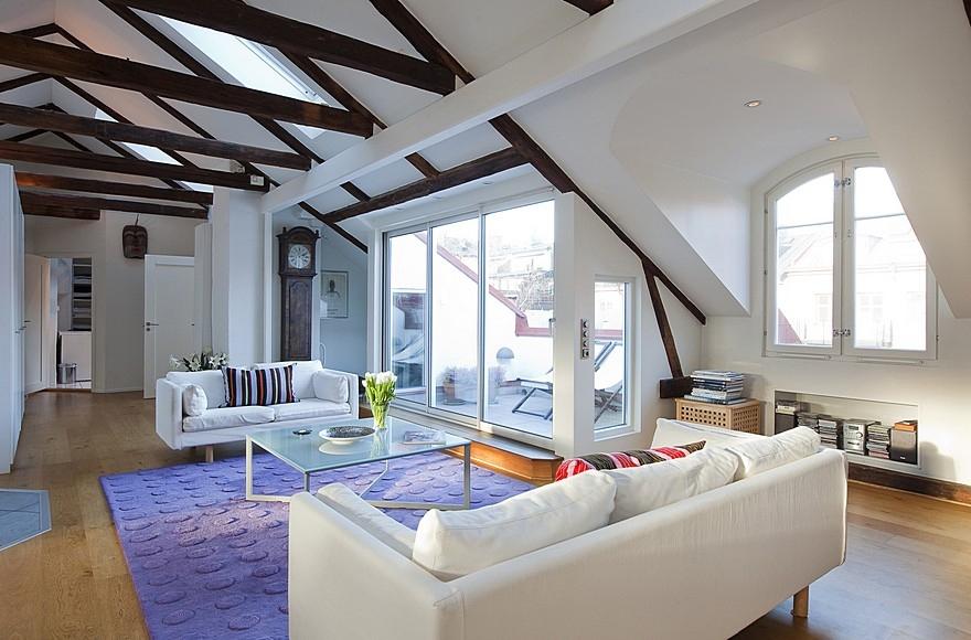 azendra_com's tweet photo. Luminoso ático en Estocolmo, elegante y con una combinación de toques rústicos y modernos. http://t.co/ywLRHQhvT2 http://t.co/4Gj94FUiQd