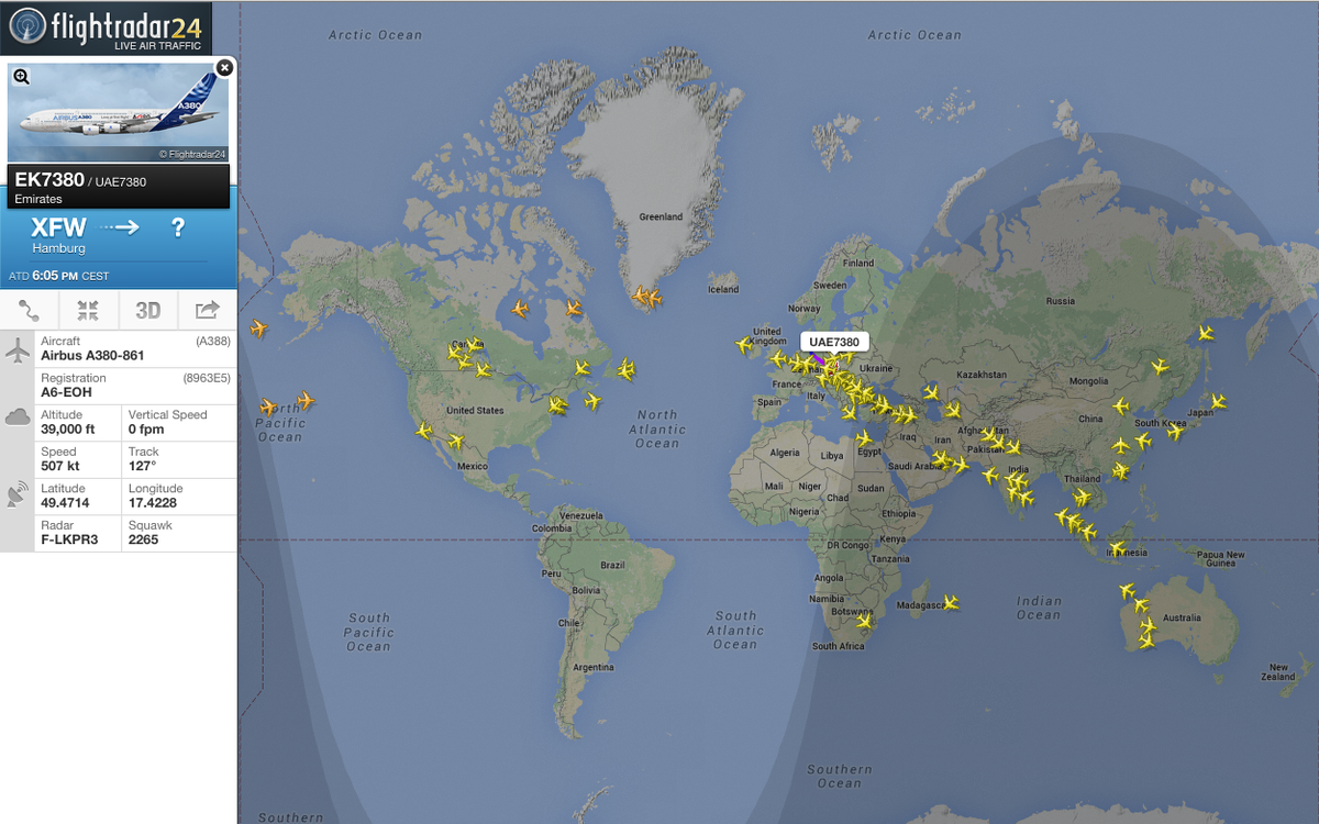 flightradar24's tweet photo. .@emirates is taking delivery of its 60th @Airbus A380 now, one of 88 A380s aloft. http://t.co/gA3UAI5F74 http://t.co/LZfurcZ4hR