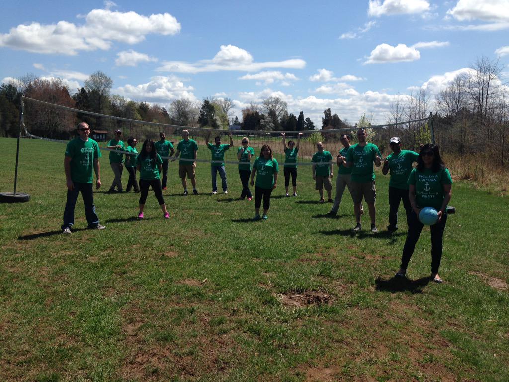 T1874 serving up some green Vibe #Ace #Bestteaminretail #D441strong @NikoGonzo122