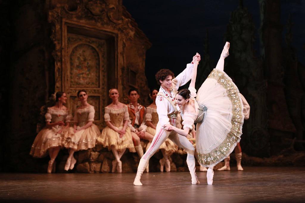 With Tamara Rojo in #Coppelia @ENBallet in Tianjin. Tonight we dance #SwanLake @GZOperaHouse