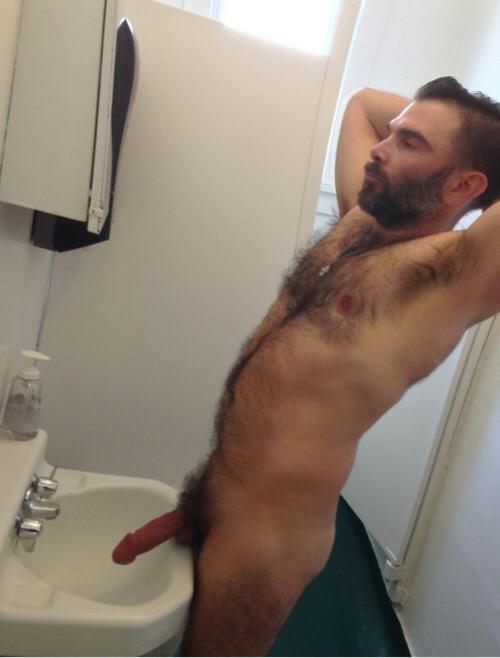 GayandBiMenFB's tweet photo. http://t.co/tYTl8PIEMf