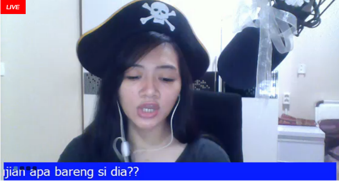 Papa_Tuaa's tweet photo. @siaranku @michellekiel @MegaVnz bagusan yg mana yaa ?bahahahahahahaha http://t.co/isRu29d2Cs