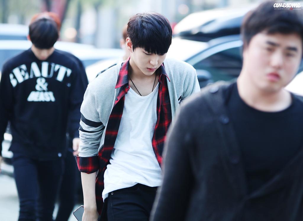 CD-A4QYUsAA-HZe.jpg:large